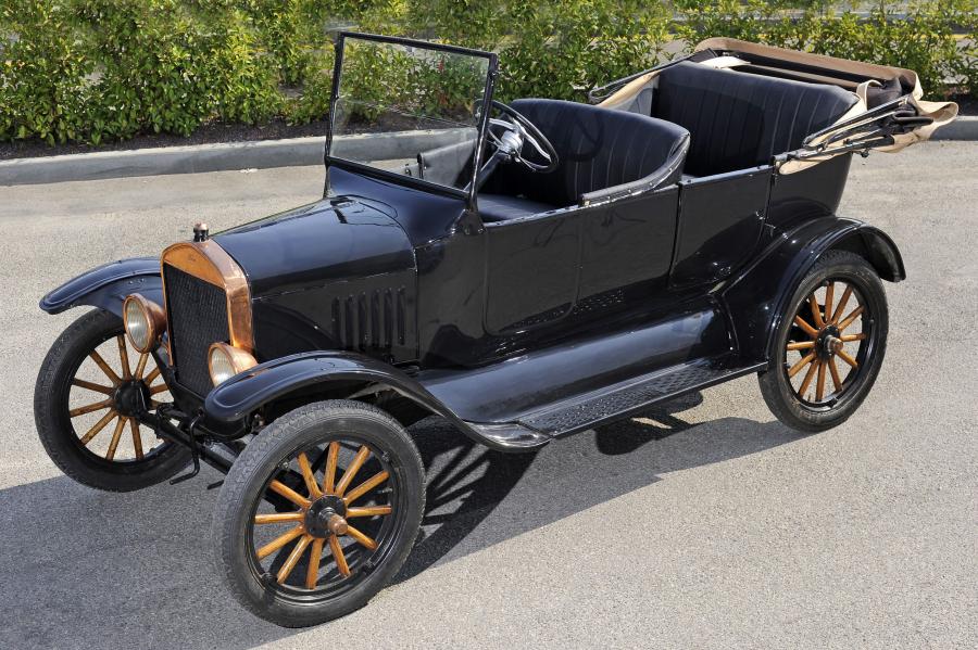  Ford Model T Torpedo Phaeton 1923 года  (фото 6 из 10)